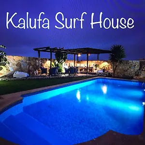 Kalufa Surf House Hostel